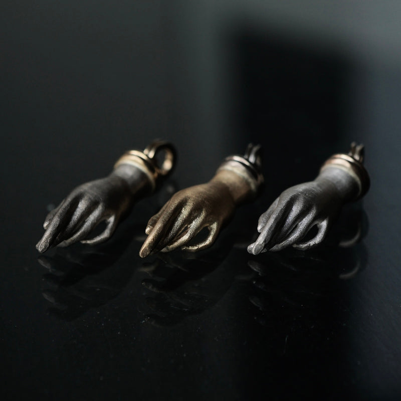 Maison de l’abeille / "Collection" the Hold ペンダントトップ