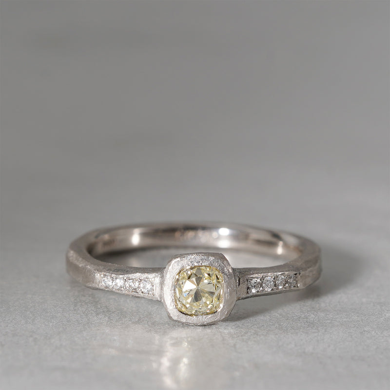 【-8/31限定】GICLAT /  Pt900 x  Diamond (Vintage) GLR506