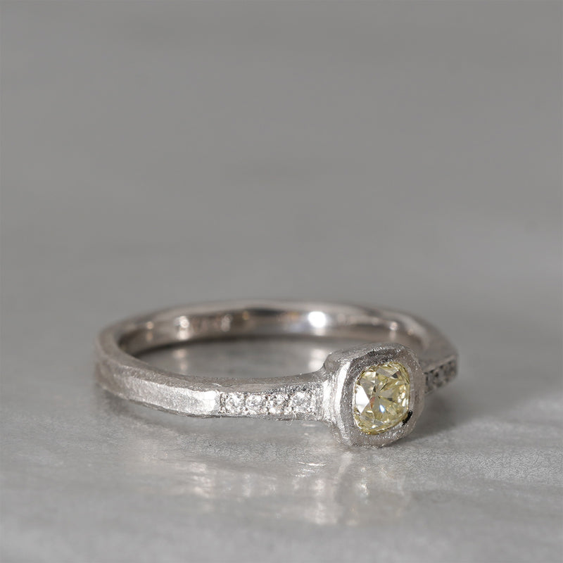 【-8/31限定】GICLAT /  Pt900 x  Diamond (Vintage) GLR506