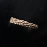 Maison de l'abeille / Laurel Pak Earcuff K10YG