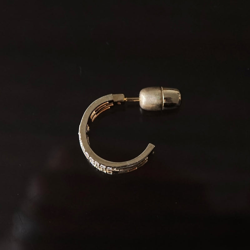 Yuki Yoshioka / INITIAL HOOP EARRING E Zirconia