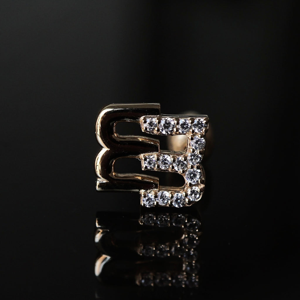 Yuki Yoshioka / INITIAL STUD EARRING M Zirconia