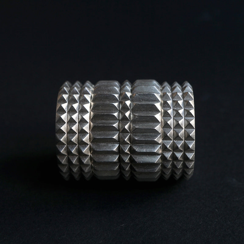 GIFTED / ＜Archive＞ 3 ROW STUDS RING