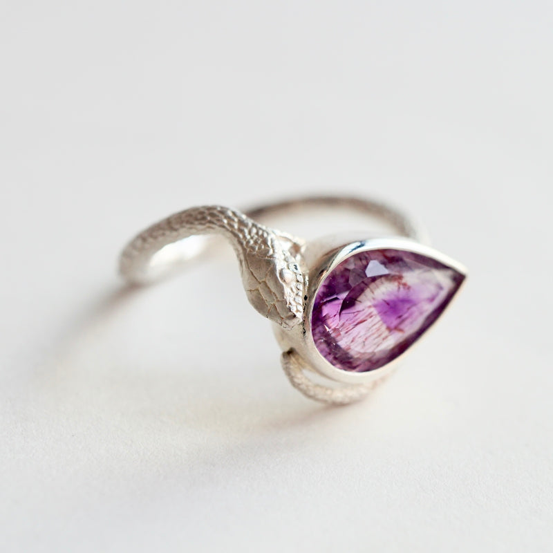 ELCAMI / ＜Limited＞ goethite in amethyst snake Ring #13（ERC-12）