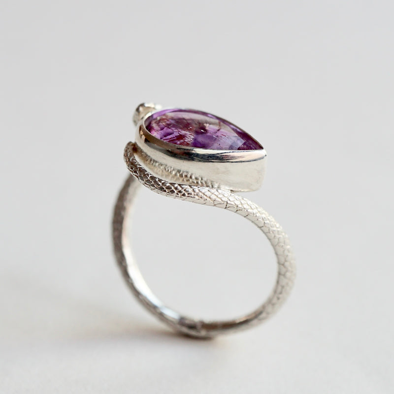 ELCAMI / ＜Limited＞ goethite in amethyst snake Ring #13（ERC-12）