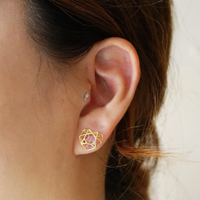 oro di oco / kakeraのピアス ハート スピネル