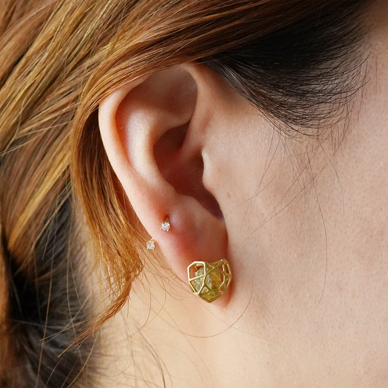 oro di oco / kakeraのピアス ハート　ガーネット