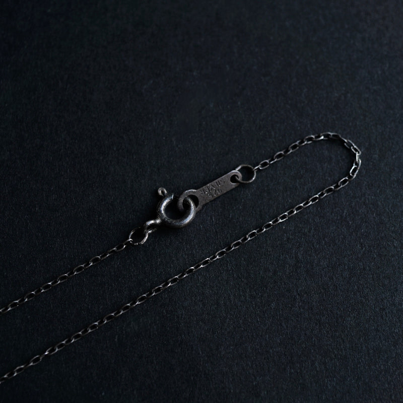 HIYU HAMASAKI / TATTOO CAMEO NECKLACE SV