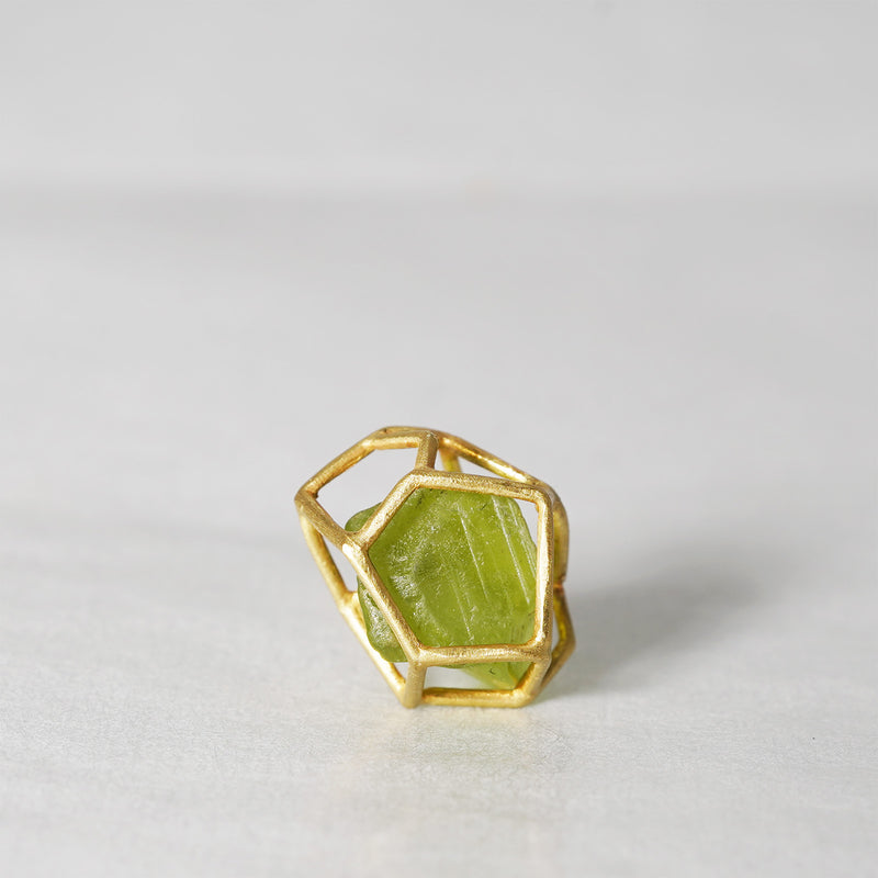 【-8/31限定】oro di oco / kakeraのピアス ペリドット