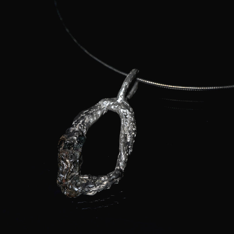 yuka ishikawa / eternal soul Necklace サファイア – Fuligo / Fuligoshed