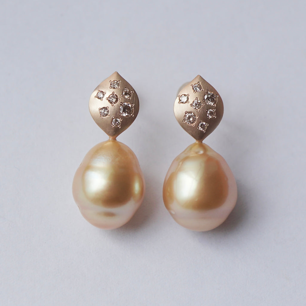 Kagann jewelry (カガンジュエリー) / Moroccan pattern pearl earrings （pat01）