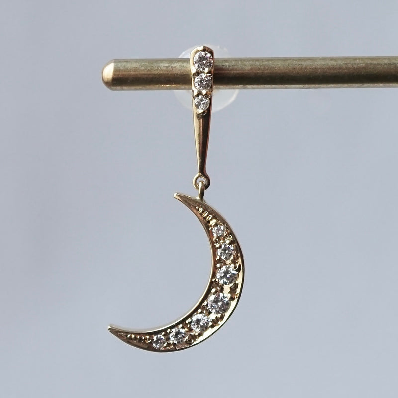 Kagann jewelry / Moon earrings K18