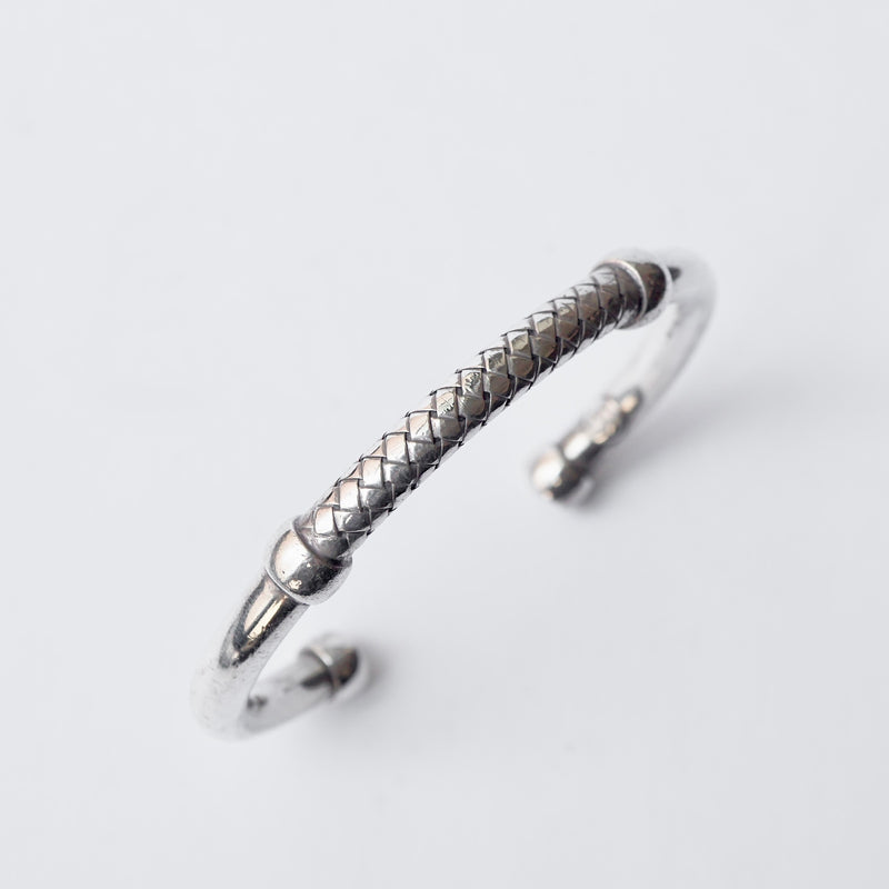 Bottega Veneta： Intrecciato Bracelet – Fuligo / Fuligoshed