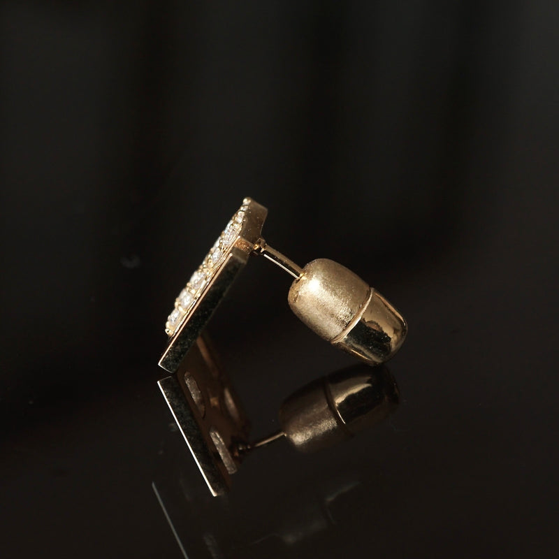 Yuki Yoshioka / INITIAL STUD EARRING R Zirconia