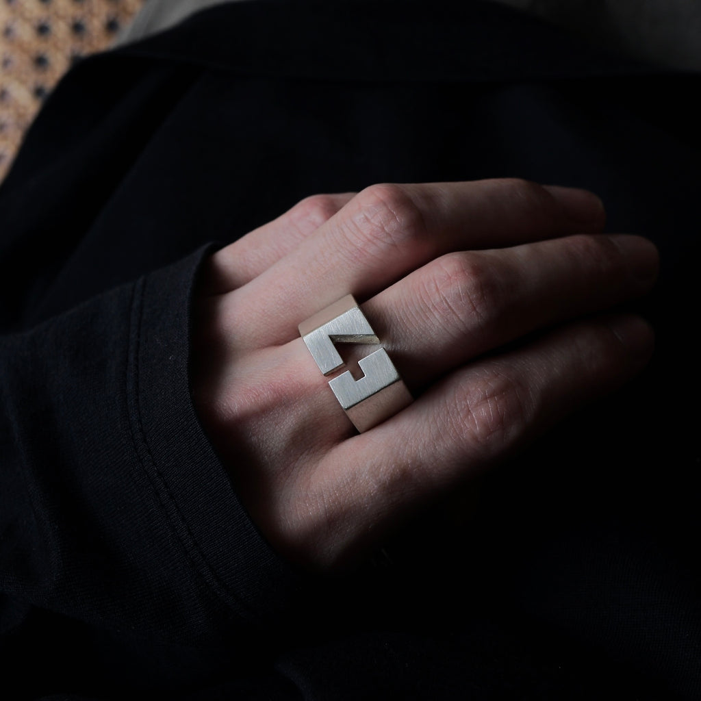 Yuki Yoshioka / Number Ring 4