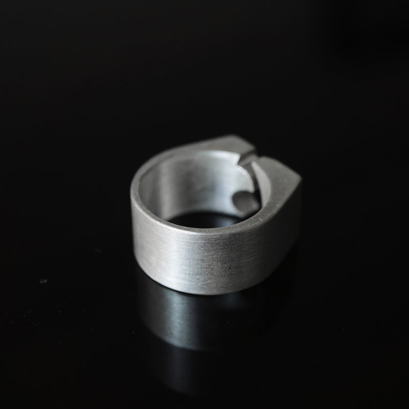 Yuki Yoshioka / Number Ring 6
