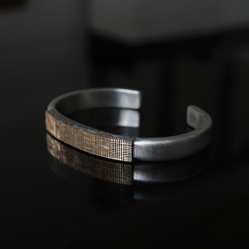 GERMEDEUR / CLOUS DE PARIS Bangle K18YG×SV（center）