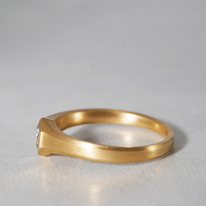 [-10/26 Limited] NEPH / Ring-94_Sapphire (Copy)