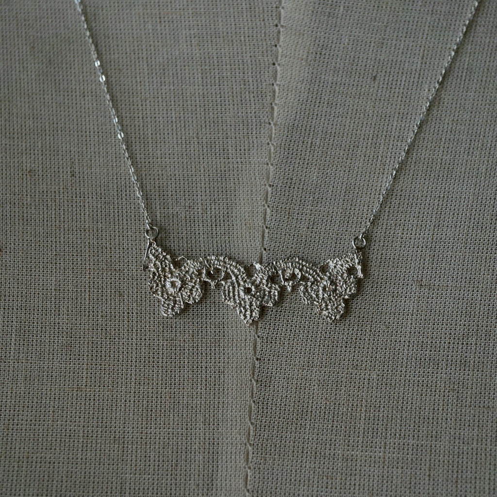 emme / antique lace ネックレス P064（SIL3096）