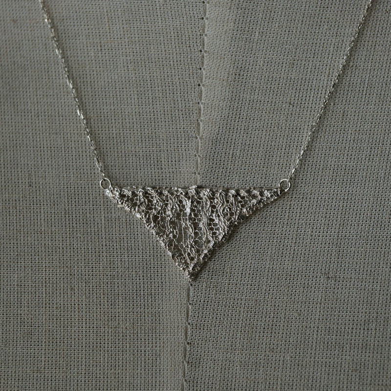 emme/antique lace necklace P052 (SIL3084)
