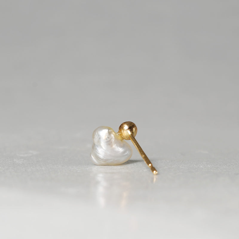 MINIMUMNUTS/keshi pearl pierce MN-pke1r-A_2 – Fuligo / Fuligoshed