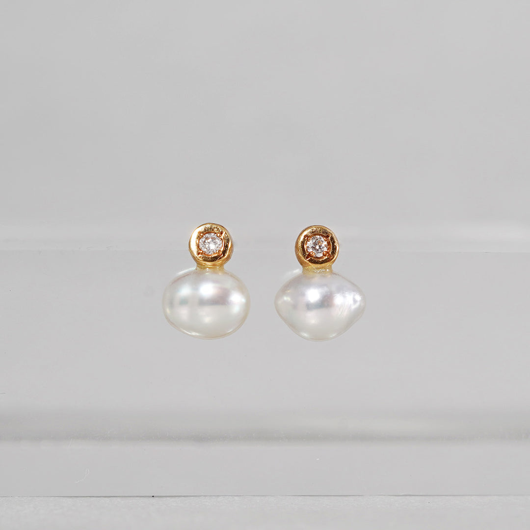MINIMUMNUTS/keshi pearl pierce pair MN-pbq2d-AK1 – Fuligo / Fuligoshed