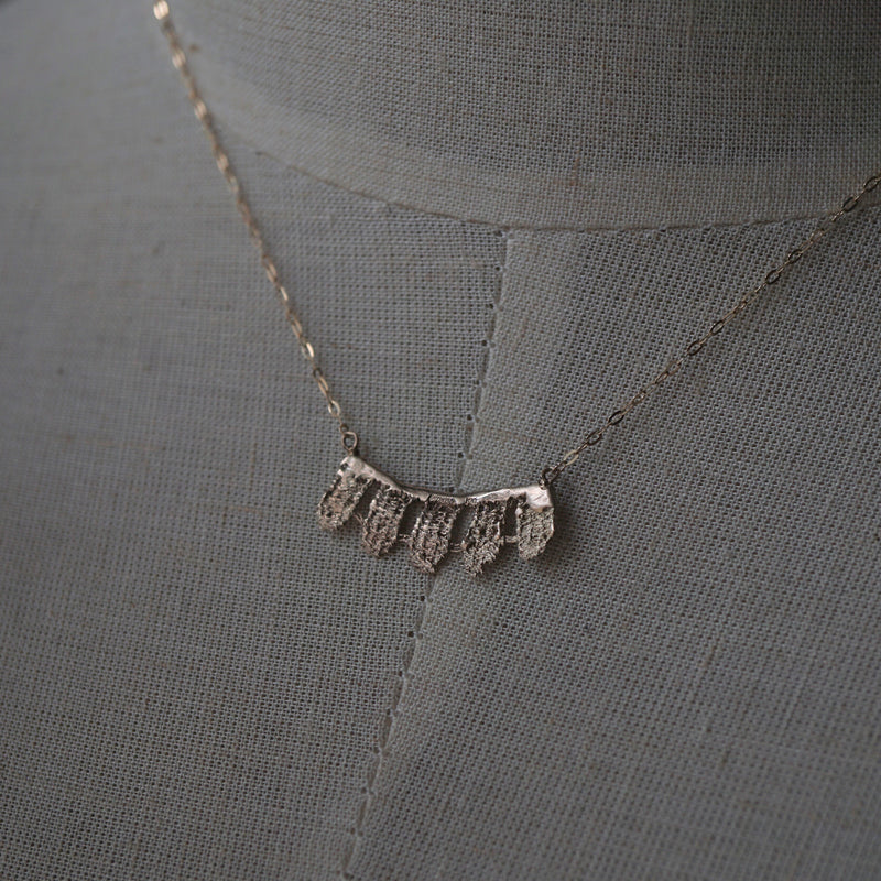 emme / antique lace ネックレス R005（ORO3005）