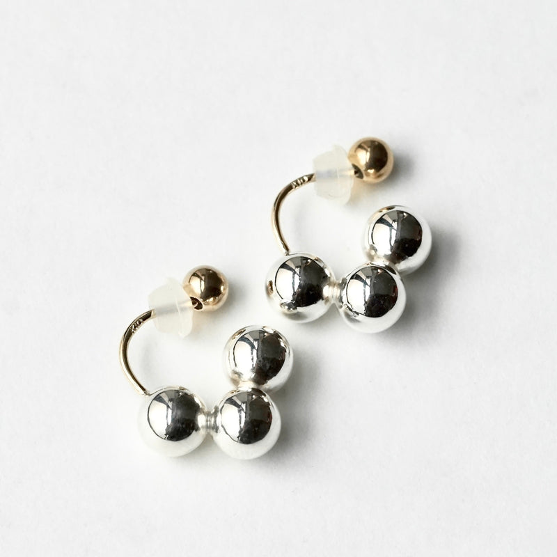 revie objects /〈FLOW〉dots earring S（FL2-16） – Fuligo / Fuligoshed