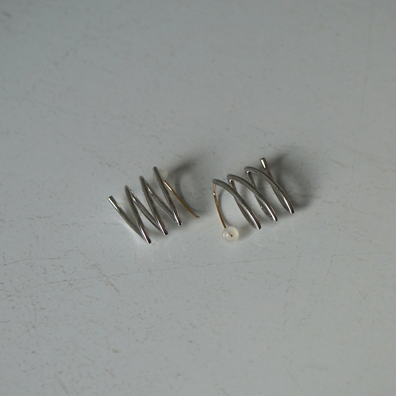 revie objects /〈ANALYZE〉repeat earring Small（AN2-08)