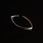 revie objects /〈ANALYZE〉flat Leaf ear cuff S K10（AN2-28）