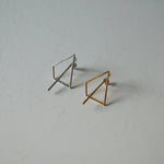 revie objects /〈LINKING〉unsystematic earring 1（LI2-01/02/03/04）