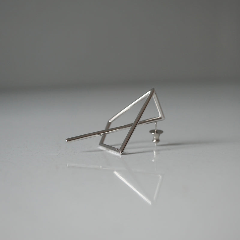 revie objects /〈LINKING〉unsystematic earring 1（LI2-01/02/03/04）