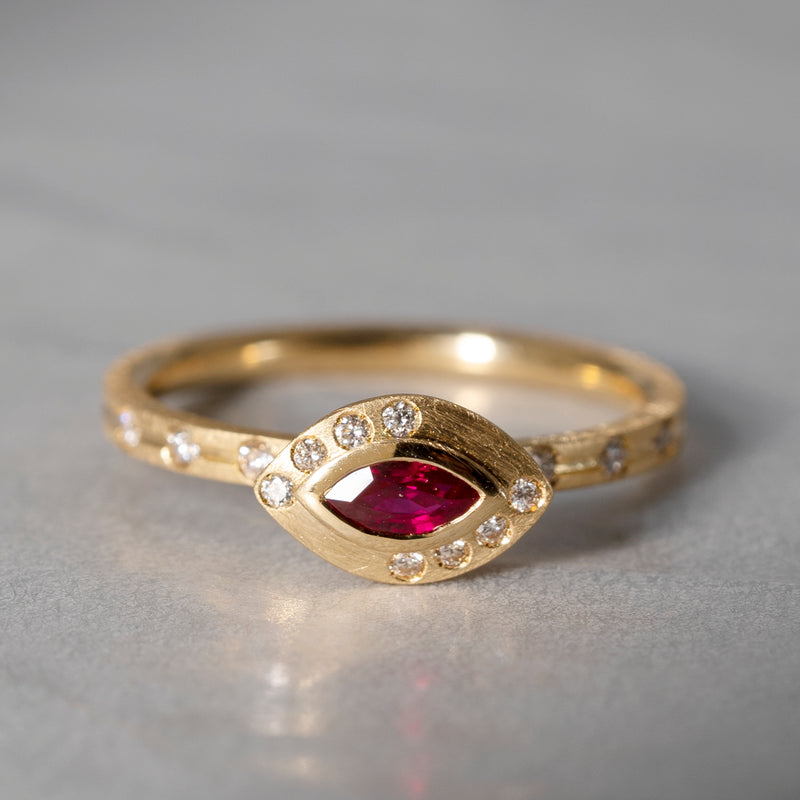 [5/3-5/25 Limited time only] 19un-neuf / Tsukinomichi Ring Ruby CR00811