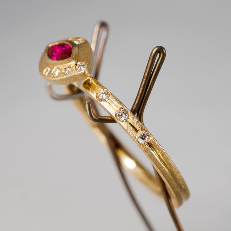 [5/3-5/25 Limited time only] 19un-neuf / Tsukinomichi Ring Ruby CR00811