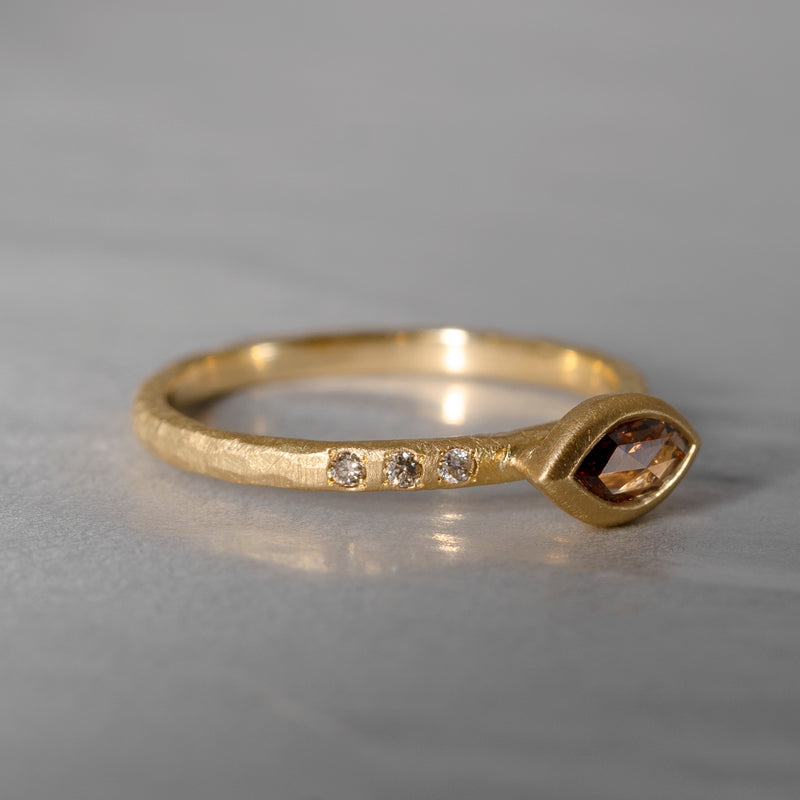 【5/3-5/25 期間限定】19un-neuf / Edgy Ring Dia AR01212