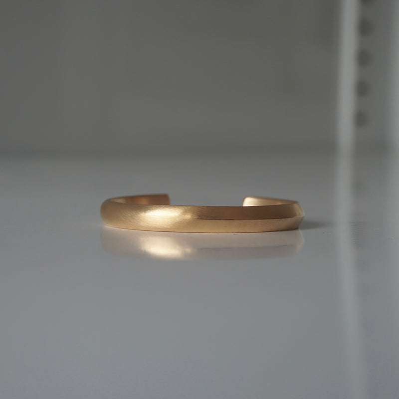 revie objects /〈FLOW〉●▲ oval bangle（FL4-05/06）