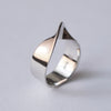 [Limited time only] hatsuyume / [custom-order 】ring SV mobius loop (r-sv-mobi-r)