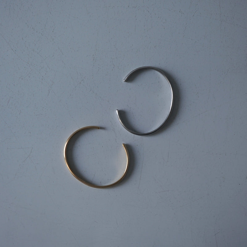 revie objects /〈FLOW〉●▲ oval bangle S（FL4-07/08）