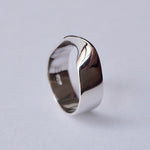 [Limited time only] hatsuyume / [custom-order 】ring SV mobius loop (r-sv-mobi-r)