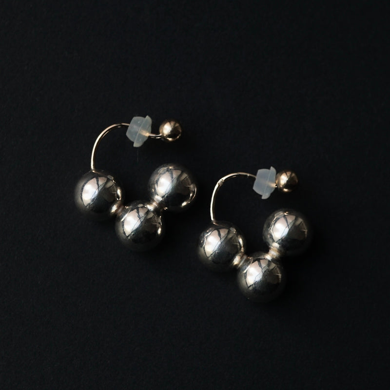 revie objects /〈FLOW〉dots earring（FL2-04）