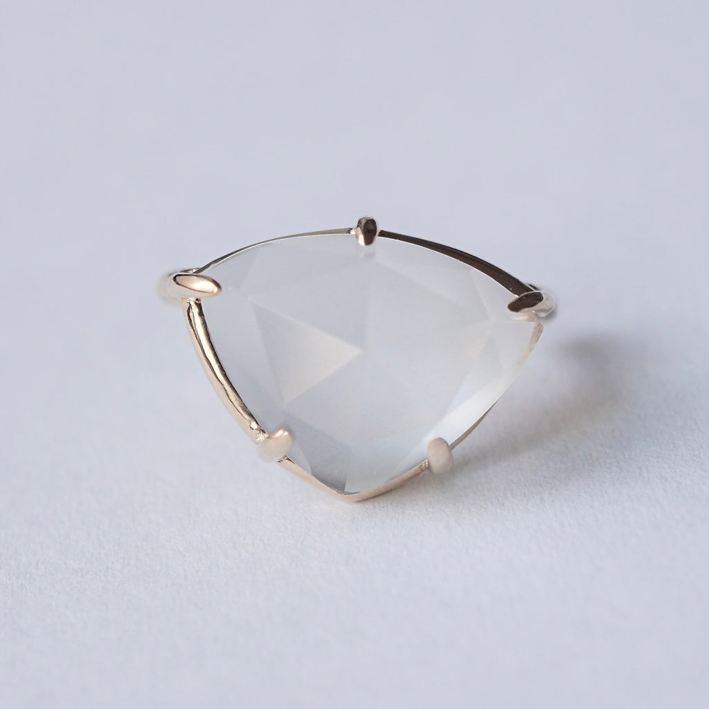 [Limited time only] hatsuyume / earcuff K10YG good news whiteTopaz(Matte) (c-0Y-gn-mtwt)