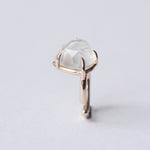 [Limited time only] hatsuyume / earcuff K10YG good news whiteTopaz(Matte) (c-0Y-gn-mtwt)