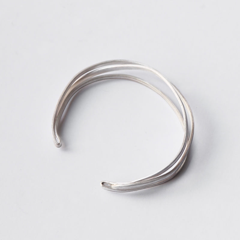 WADA MAKI / Ribbon Bangle A (Silver)