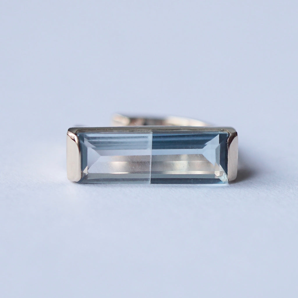 [Limited time only] Hatsuyume / earcuff K10YG 2stone Swiss blue topaz x London blue topaz (c-0y-st2-btbt)