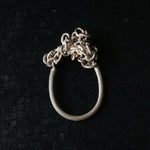 ito atsuko / chaining ring