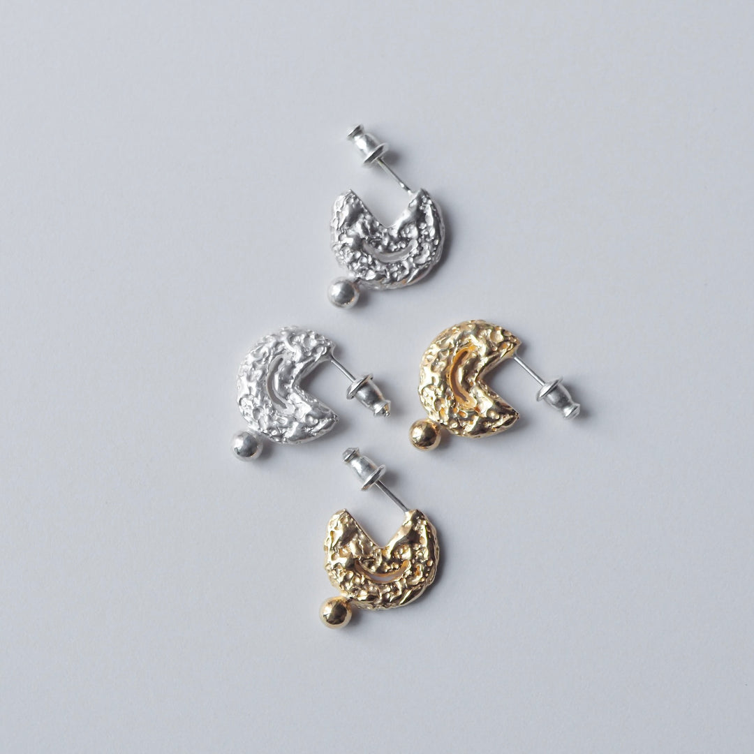-最終値下げ-【Maaya】 Maaya White ピアス(両耳) MAAYA WHITE ピアス | MAAYA