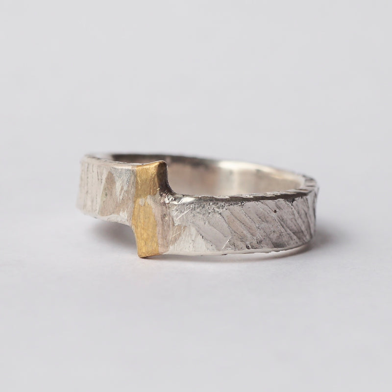 suzuki yuki / You can see it, I can't see it #24