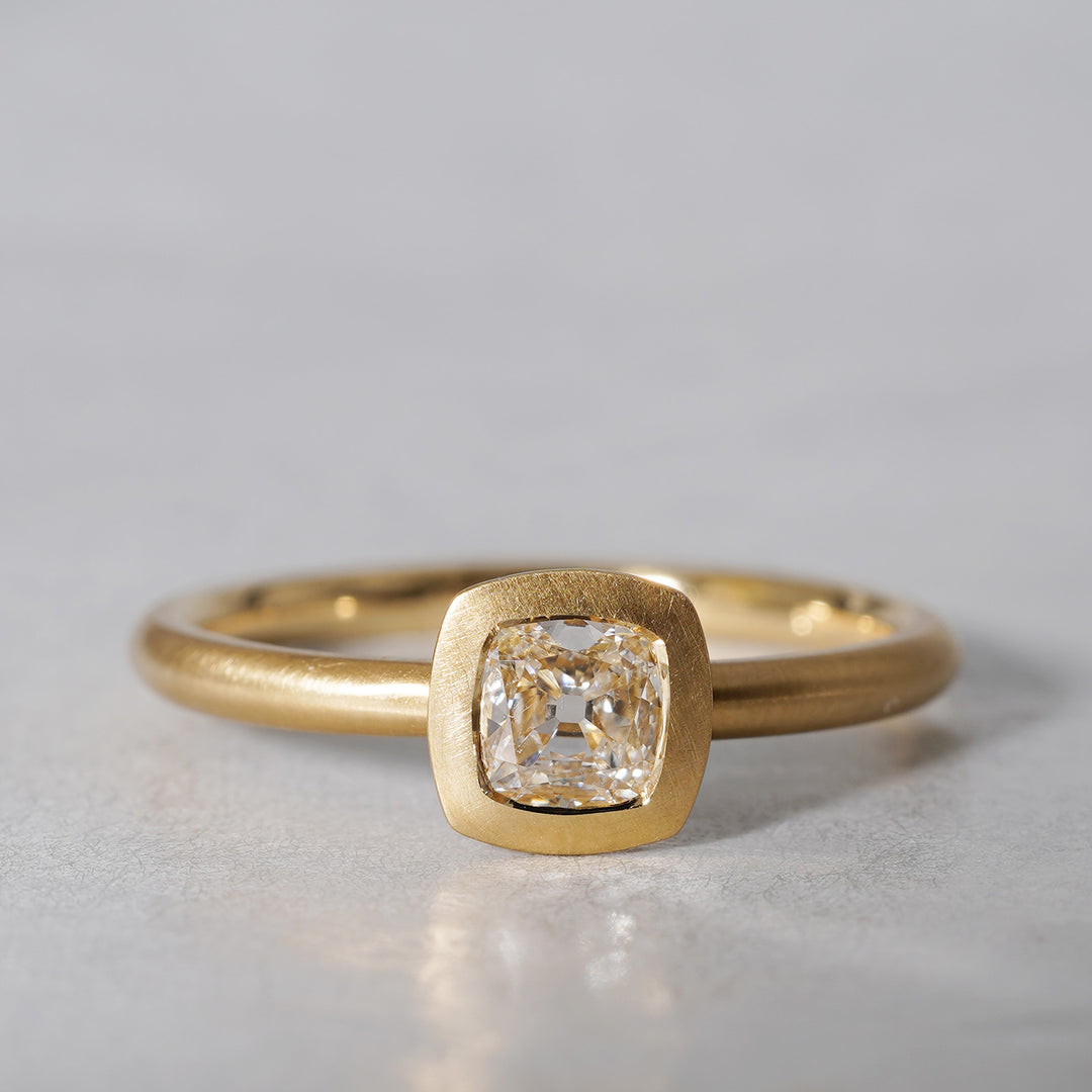 驚く程綺麗❗️パパラチアカラー合成ジルコン特大93.264ct 驚く程綺麗❗️パパラチアカラー合成ジルコン特大93.264ct