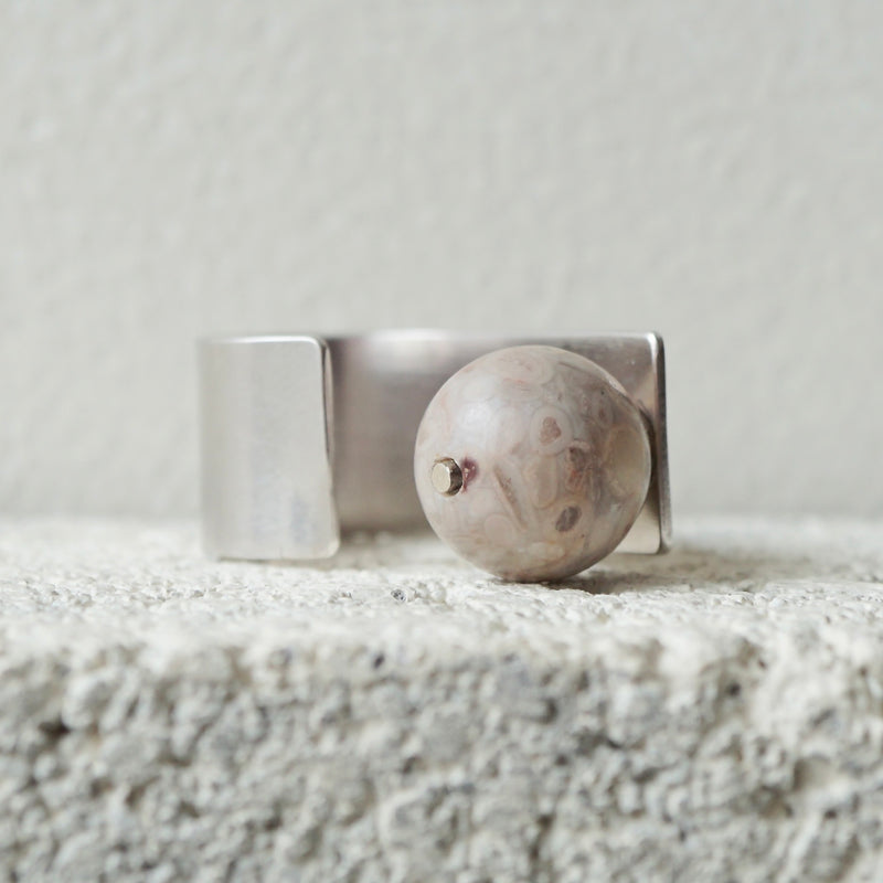 sussus. / fossil coral ring S（A1922）