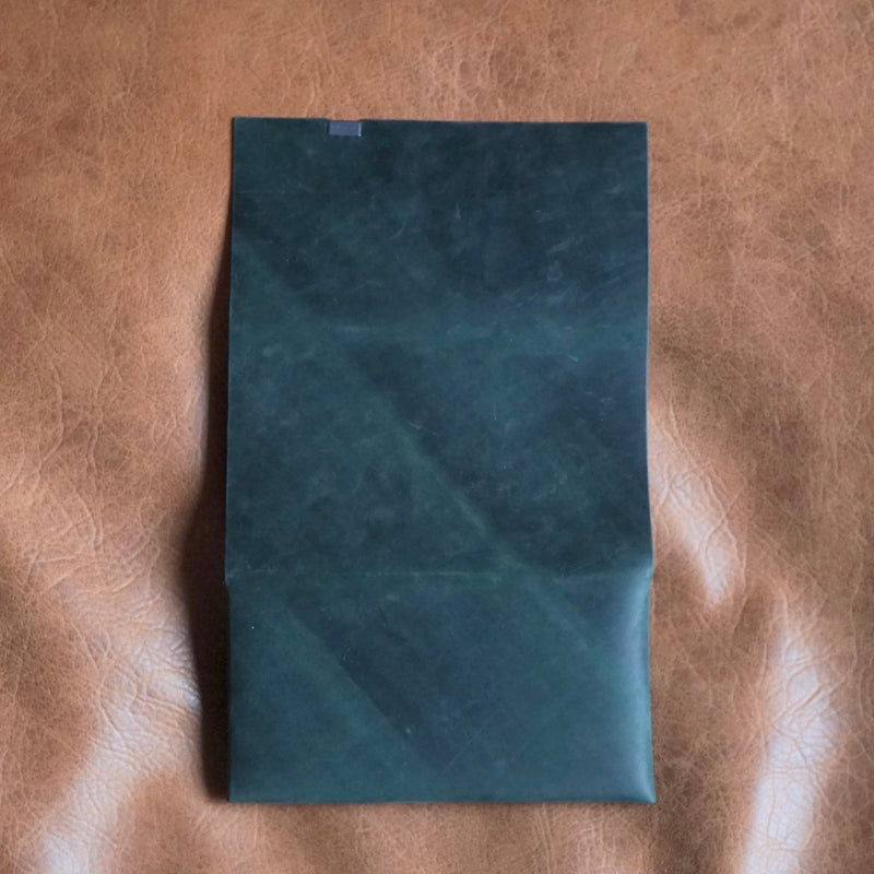 Shokugeki / Long wallet Oil nubuck Green